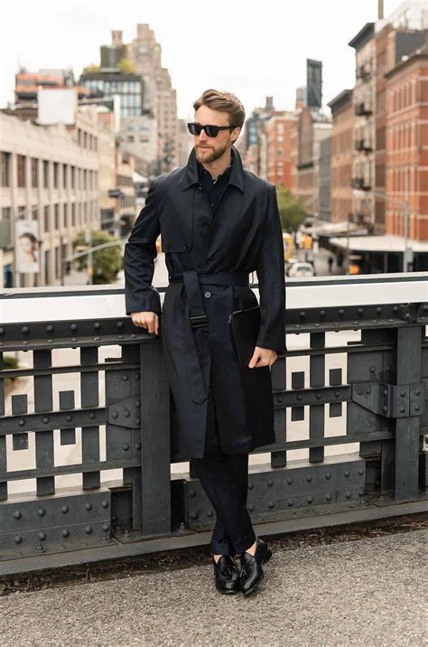 street style casual trench coat outfit|all black trench coat outfit.